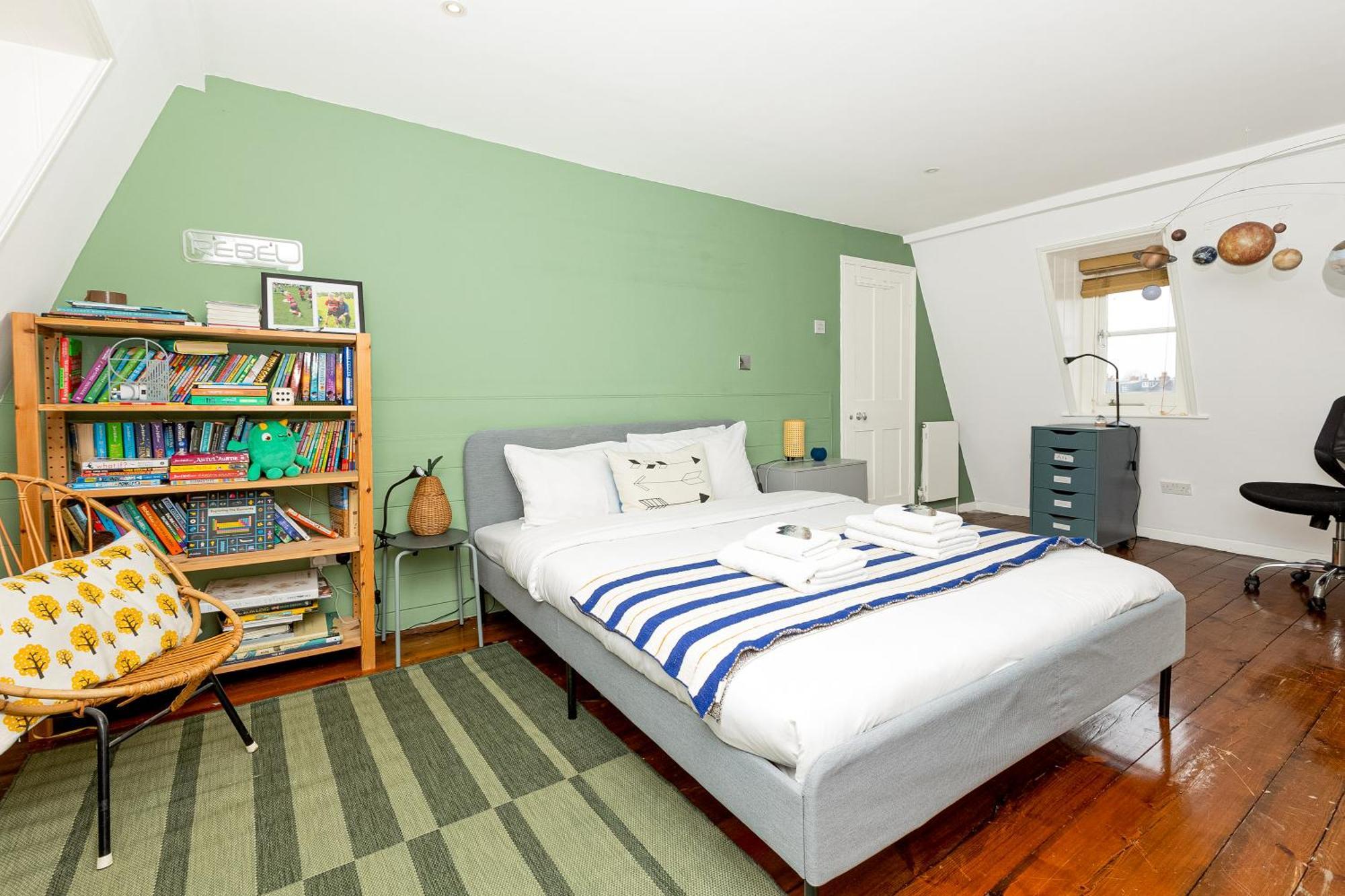 Apartment 3br 3lvl Home, Garden & Parking, 5min Greenwich St London
