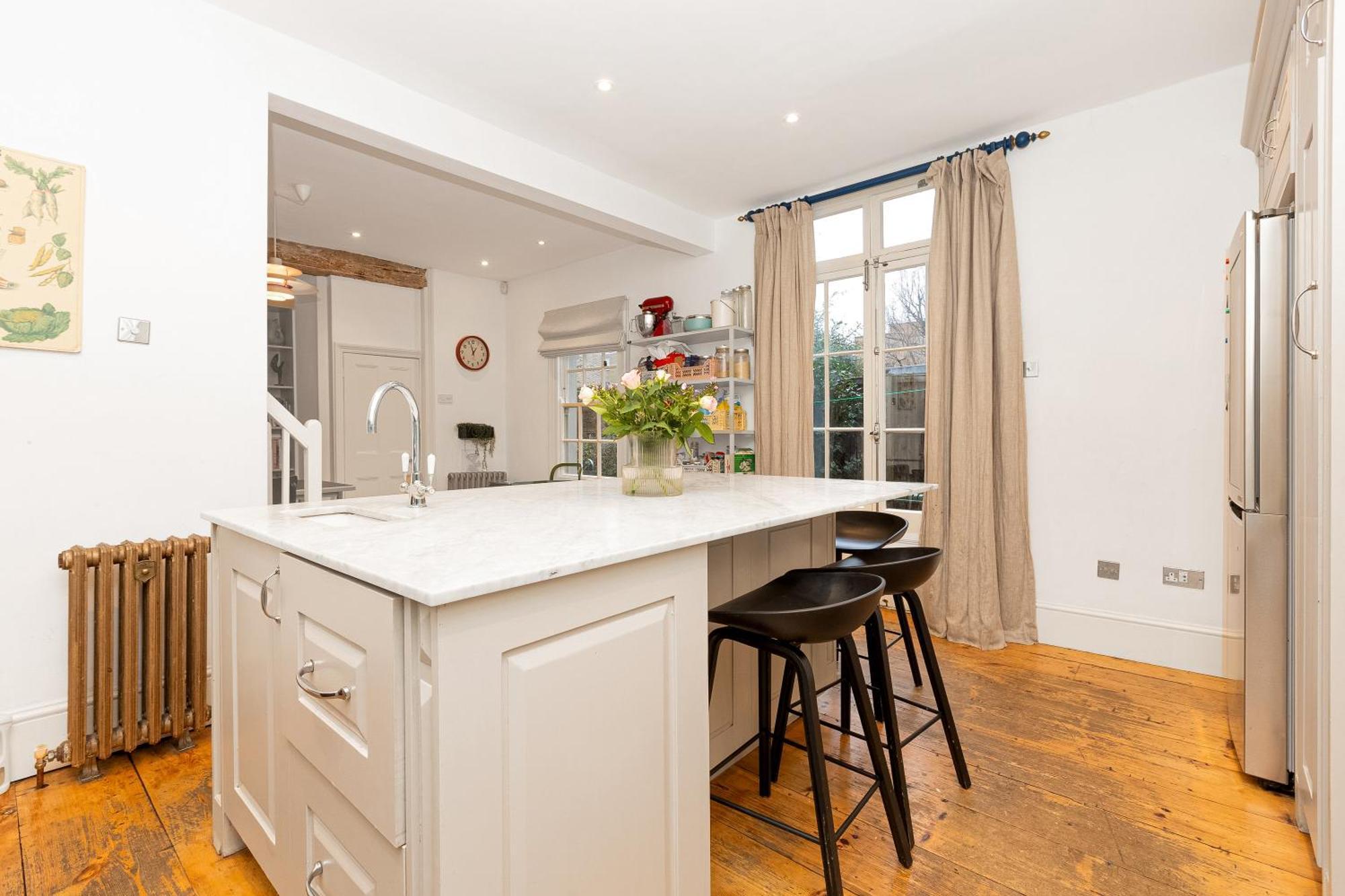 3br 3lvl Home, Garden & Parking, 5min Greenwich St London