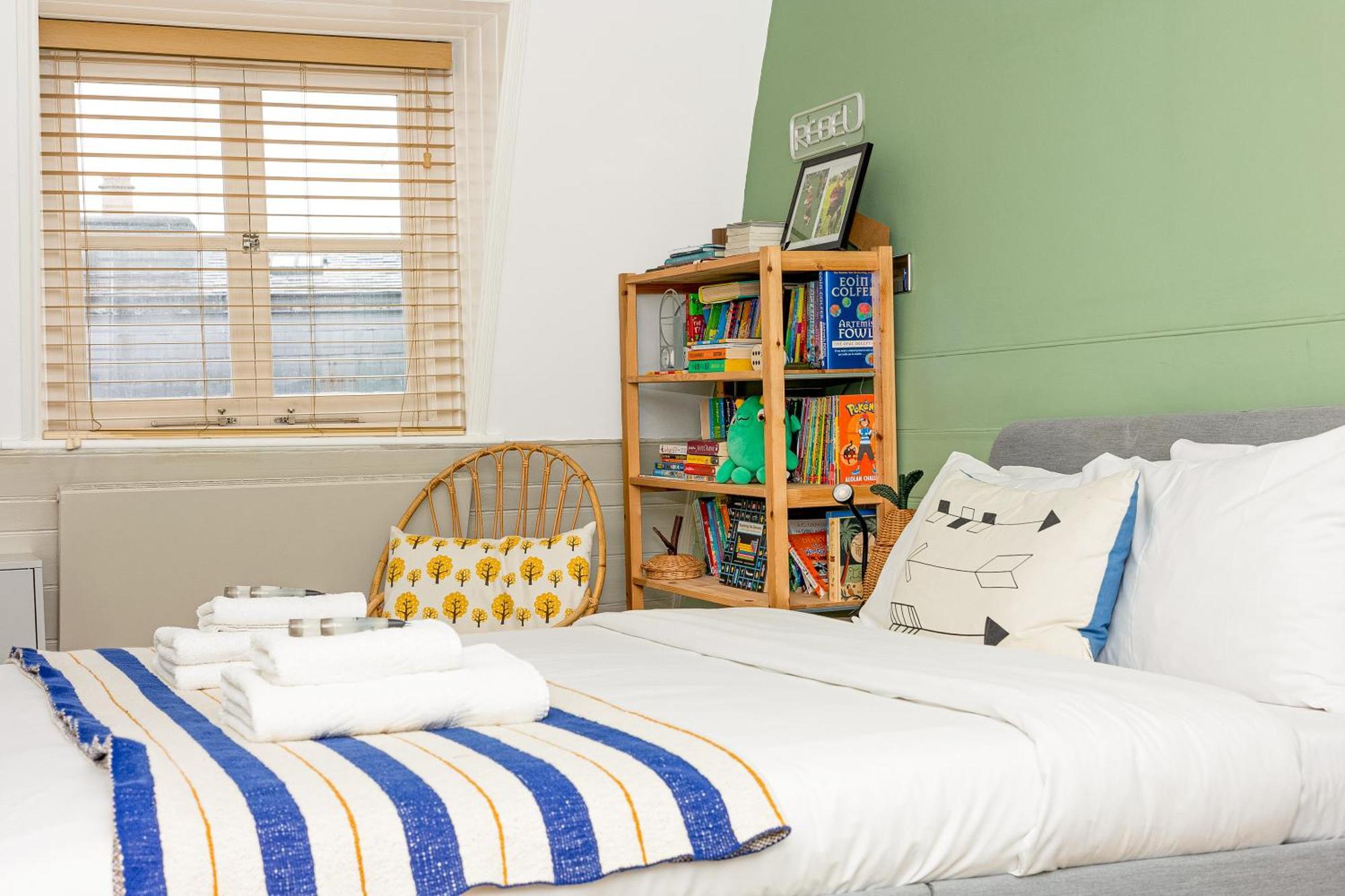 Apartment 3br 3lvl Home, Garden & Parking, 5min Greenwich St London