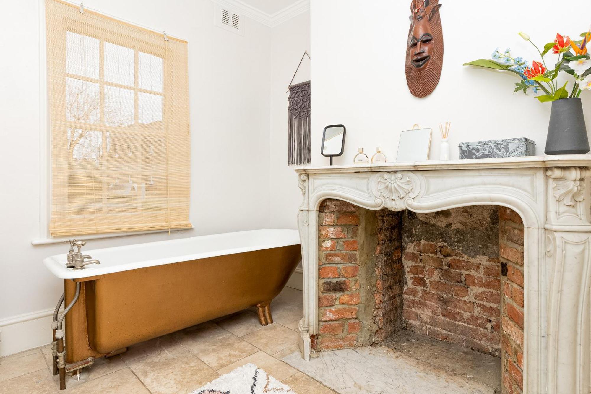 3br 3lvl Home, Garden & Parking, 5min Greenwich St Apartment *